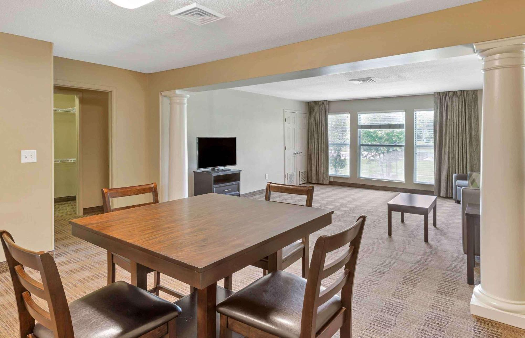 Extended Stay America Select Suites - Orlando - Maitland - Summit Tower Blvd Altamonte Springs Extérieur photo
